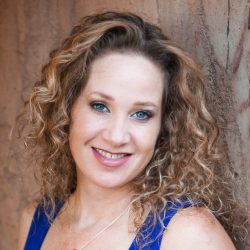 Kelly Chekan Headshot